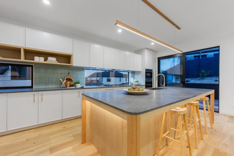 Photo of property in 17 Tupa Street, Long Bay, Auckland, 0630