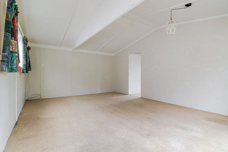 Photo of property in 10 Stoke Place, Awapuni, Palmerston North, 4412