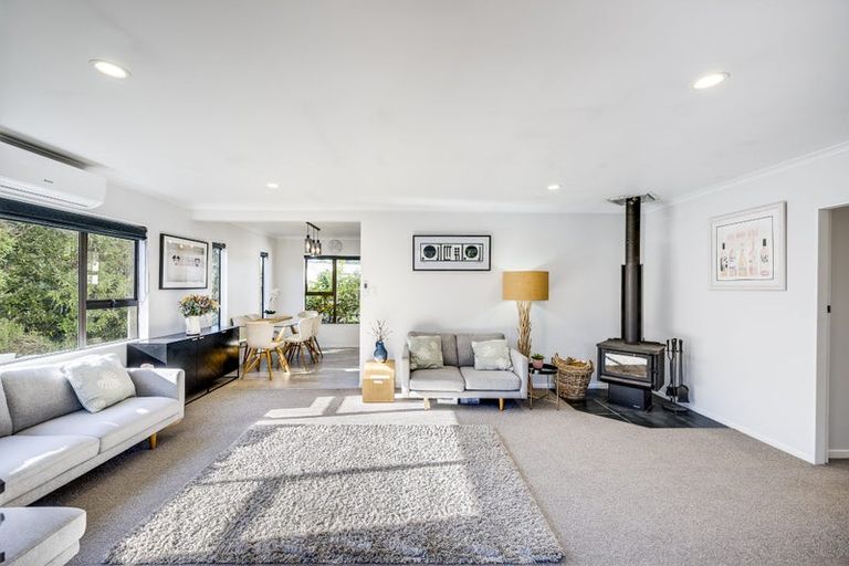 Photo of property in 27 Mckeefry Avenue, Greenmeadows, Napier, 4112