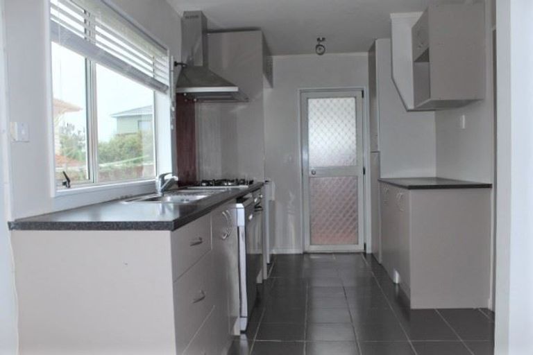 Photo of property in 10 Rewa Street, New Lynn, Auckland, 0600