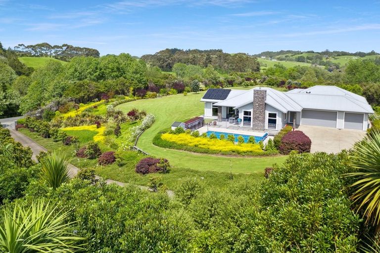 Photo of property in 101 Monowai Road, Wainui, Silverdale, 0994