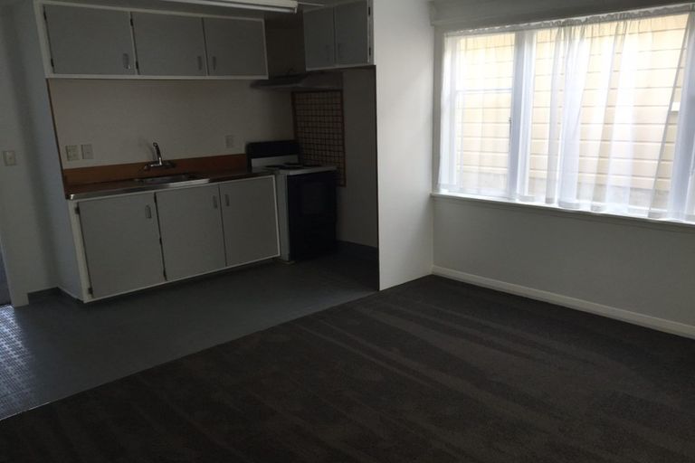 Photo of property in 55 Endeavour Street, Lyall Bay, Wellington, 6022