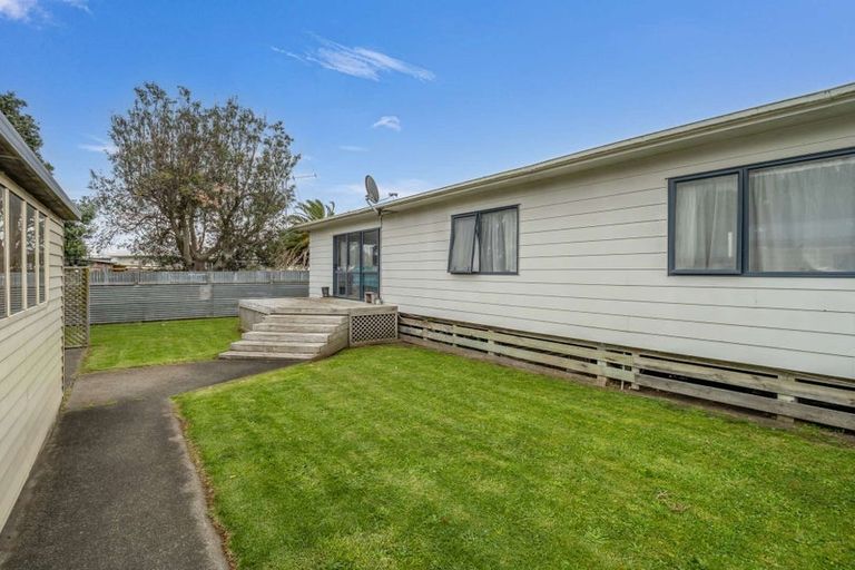 Photo of property in 49a Thatcher Street, Castlecliff, Whanganui, 4501