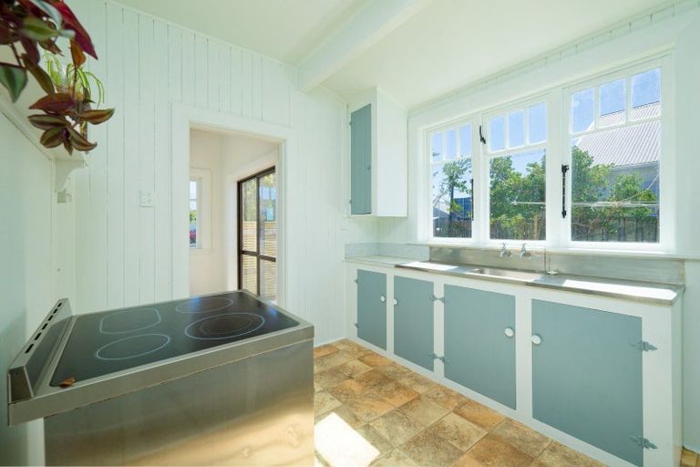 Photo of property in 14 Beach Road, Kaikoura, 7300