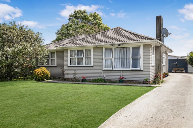 Photo of property in 38 Kohinoor Avenue, Mangere, Auckland, 2022
