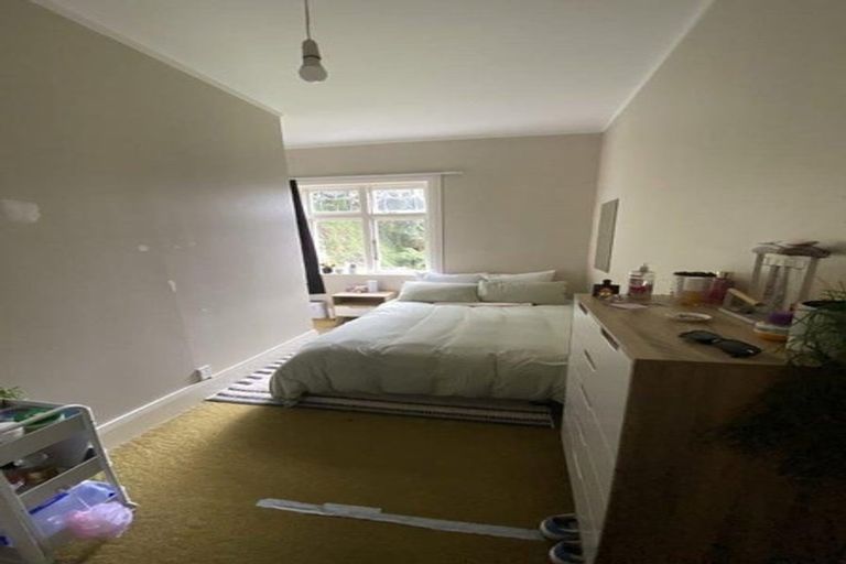 Photo of property in 2/107 Wallace Street, Mount Cook, Wellington, 6021