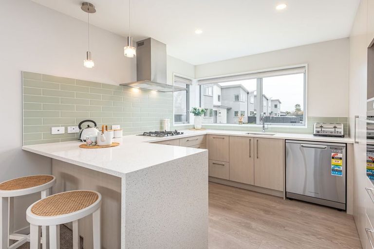 Photo of property in 9 Kakapo Lane, Redwood, 8051