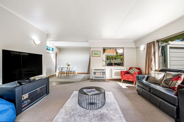 Photo of property in 15a Brassey Road, Saint Johns Hill, Whanganui, 4500