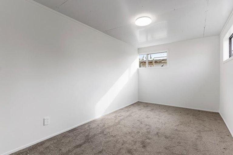 Photo of property in 32 Idlewild Avenue, Mangere, Auckland, 2022