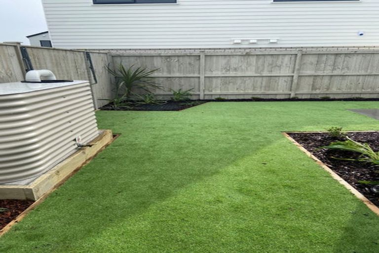 Photo of property in 6f Te Awapu Crescent, Takanini, 2112