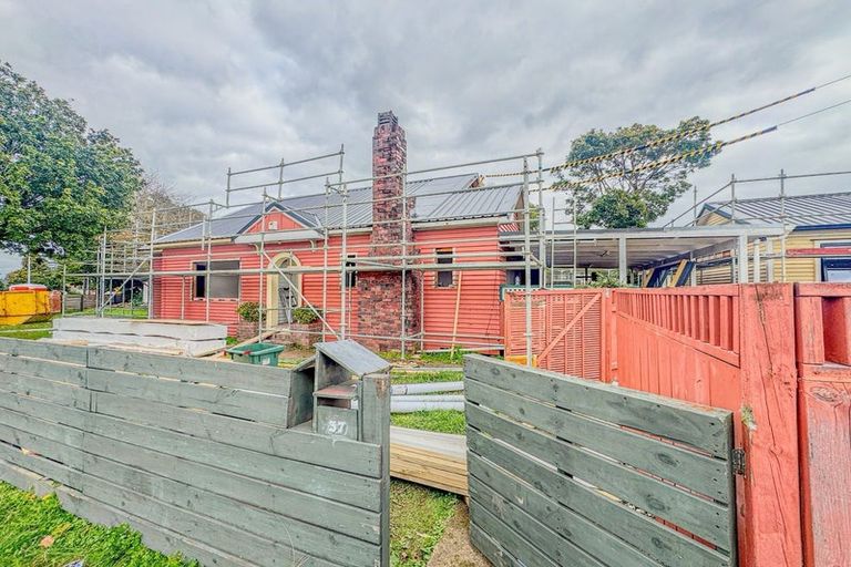 Photo of property in 37 Rosella Road, Mangere East, Auckland, 2024