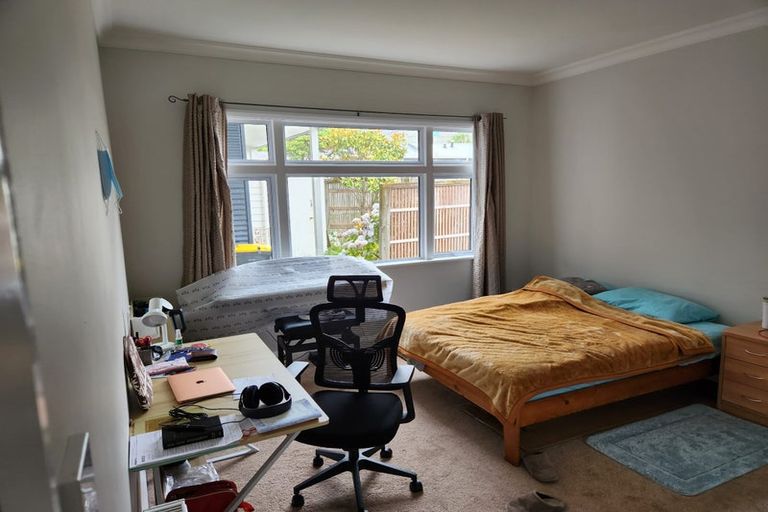 Photo of property in 64 Constable Street, Newtown, Wellington, 6021