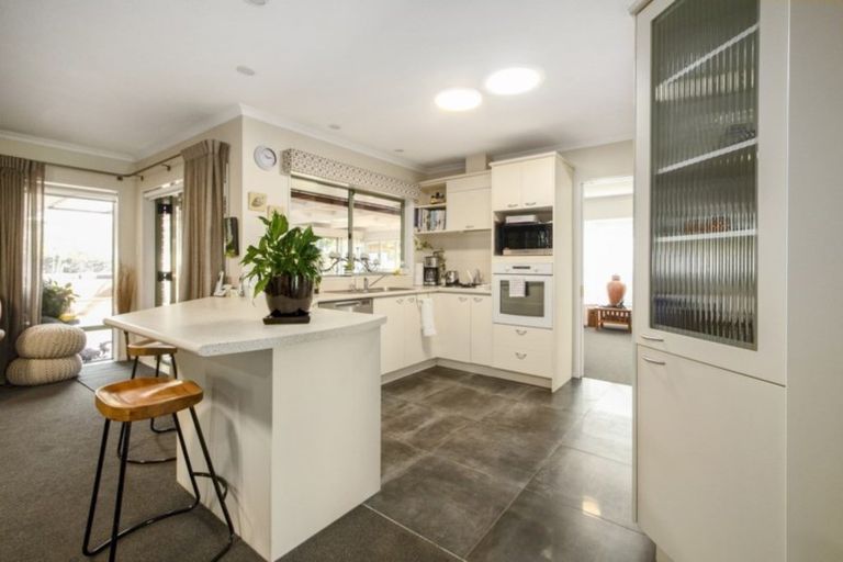 Photo of property in 34 Longford Park Drive, Takanini, 2112