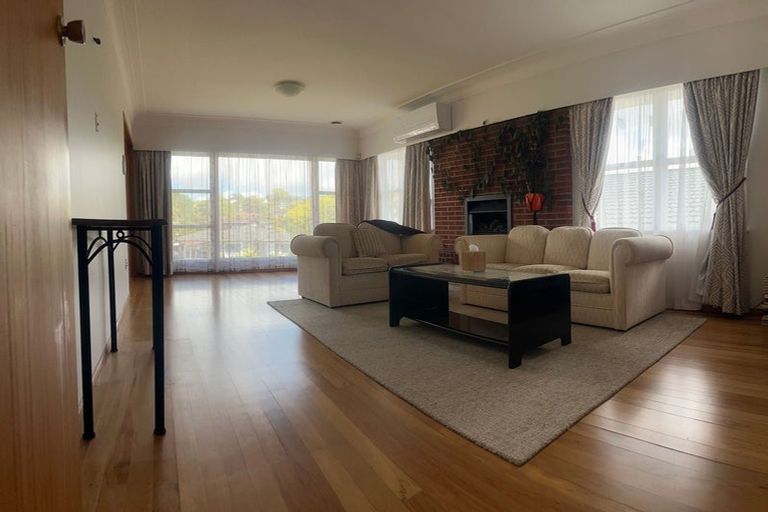 Photo of property in 50 Sylvia Road, Hillcrest, Auckland, 0627