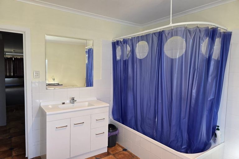 Photo of property in 4 Cook Street, Te Hapara, Gisborne, 4010
