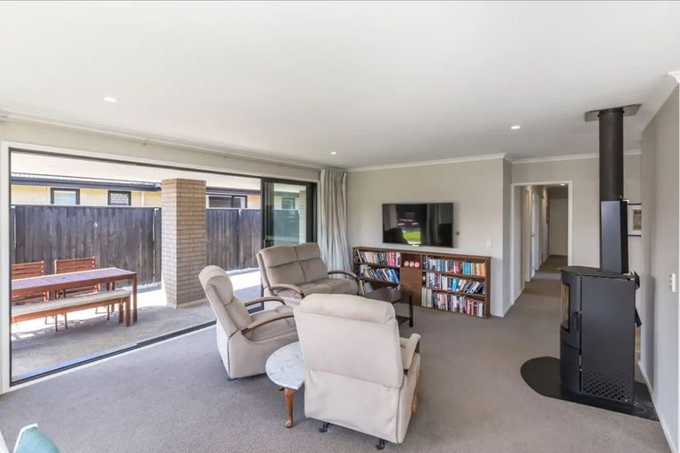 Photo of property in 17 Farthing Drive, Prebbleton, 7604