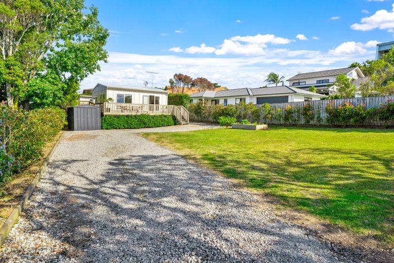 Photo of property in 851 Whangaparaoa Road, Manly, Whangaparaoa, 0930