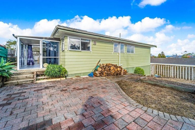 Photo of property in 7 Cushla Place, Massey, Auckland, 0614