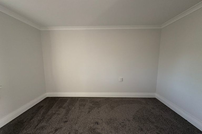 Photo of property in 36-38 Weraroa Road, Levin, 5510