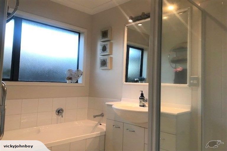 Photo of property in 34 Limes Avenue, Parklands, Christchurch, 8083