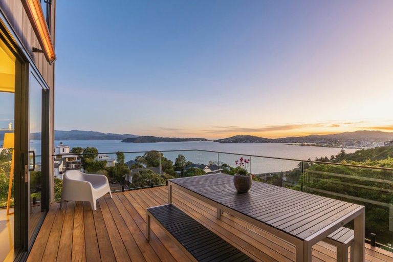 Photo of property in 14 Shalimar Crescent, Khandallah, Wellington, 6035