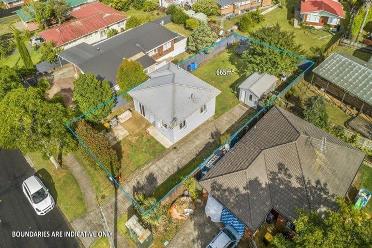 Photo of property in 18 Kayes Road, Pukekohe, 2120