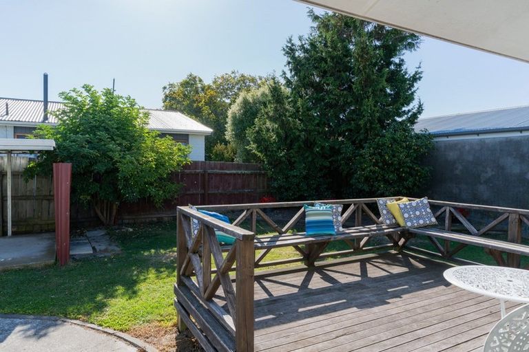 Photo of property in 2/13 Frederick Street, Waltham, Christchurch, 8011