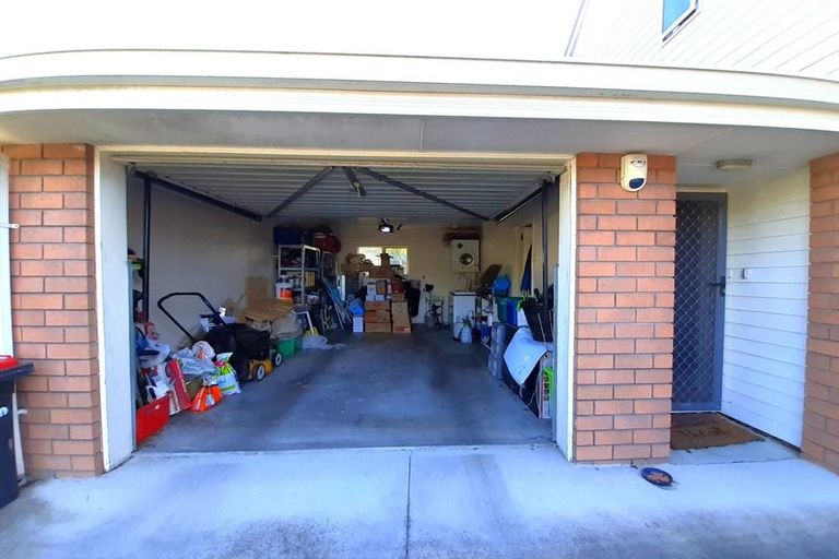 Photo of property in 1/11 Hollyford Avenue, Bryndwr, Christchurch, 8053