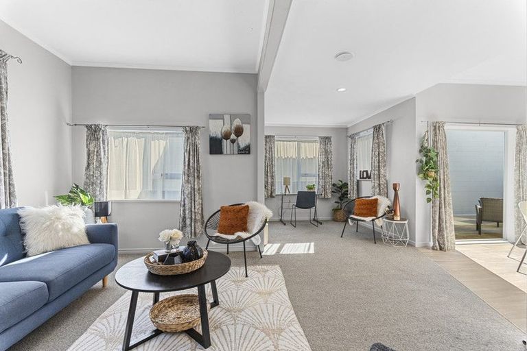 Photo of property in 45c Princess Street, Waitara, 4320