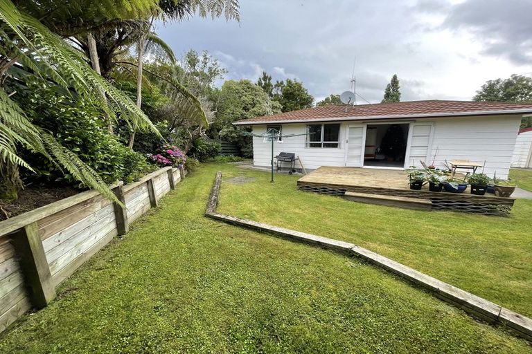 Photo of property in 1 Grant Place, Awapuni, Palmerston North, 4412