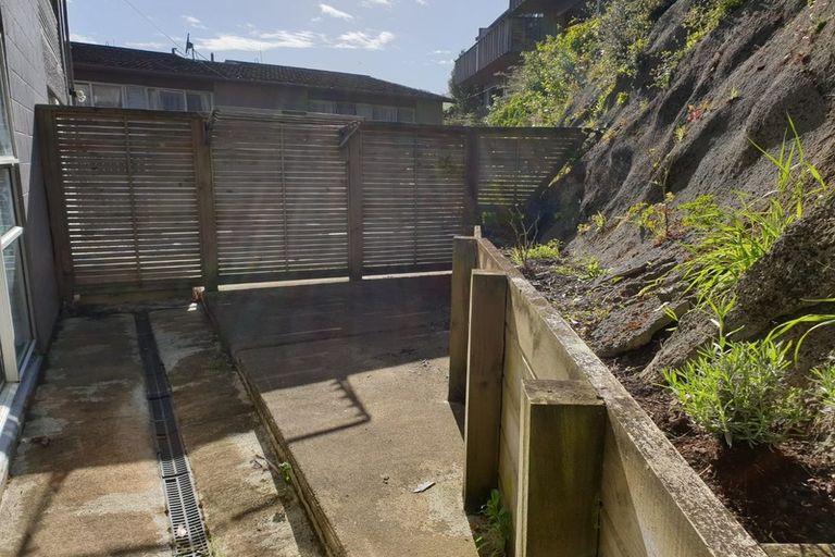 Photo of property in 126u7 Redwood Avenue, Tawa, Wellington, 5028