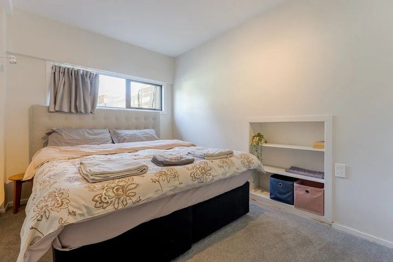 Photo of property in 4 Harford Place, Pakuranga Heights, Auckland, 2010
