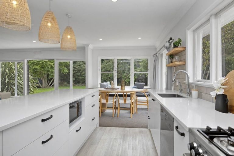 Photo of property in 73 Kohekohe Road, Waikanae, 5036