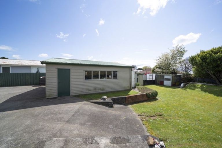 Photo of property in 126 Miranda Street, Stratford, 4332