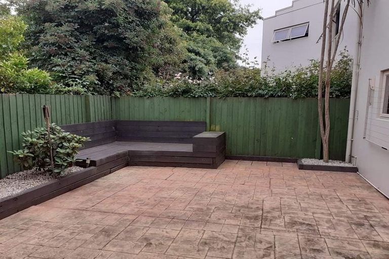 Photo of property in 2/27 Boon Street, Sydenham, Christchurch, 8023