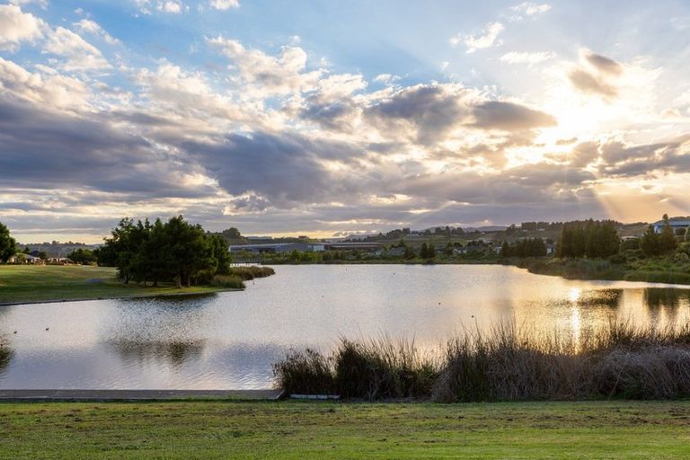 Photo of property in 21 Lakeview Quay, Pyes Pa, Tauranga, 3112