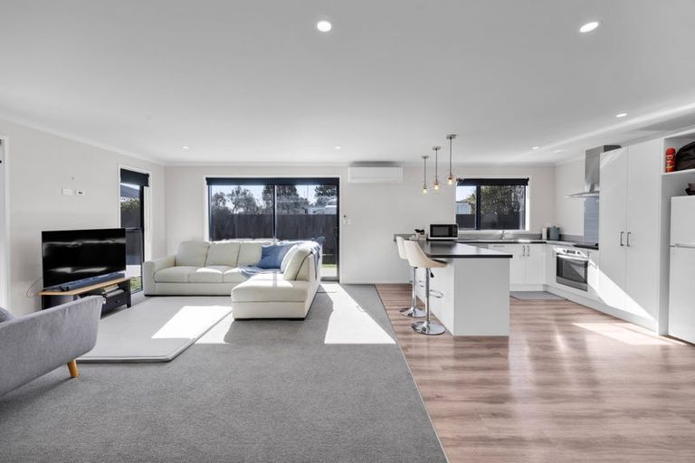 Photo of property in 32a Hunter Street, Hawera, 4610