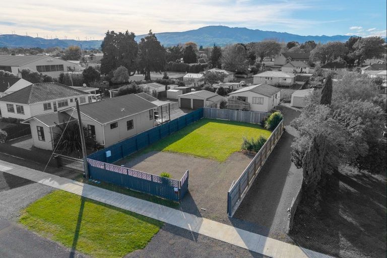 Photo of property in 11 Amelia Street, Woodville, 4920