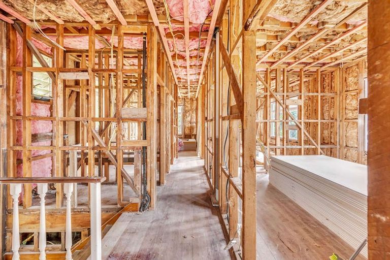 Photo of property in 3 Onslow Road, Bluff Hill, Napier, 4110