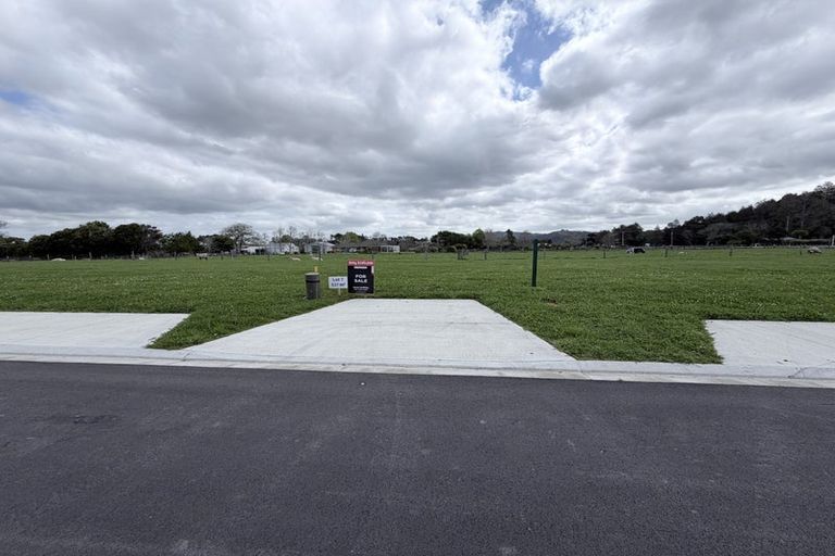 Photo of property in 3 Robert Bruce Place, Waipu, 0582