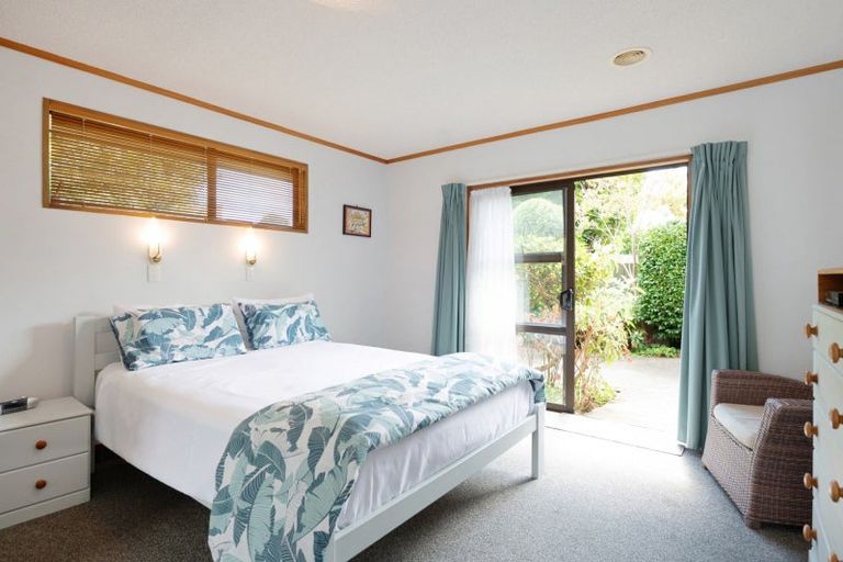 Photo of property in 11 Hurunui Street, Waikanae, 5036