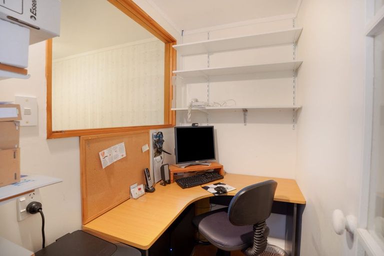 Photo of property in 4 Tralee Place, Johnsonville, Wellington, 6037