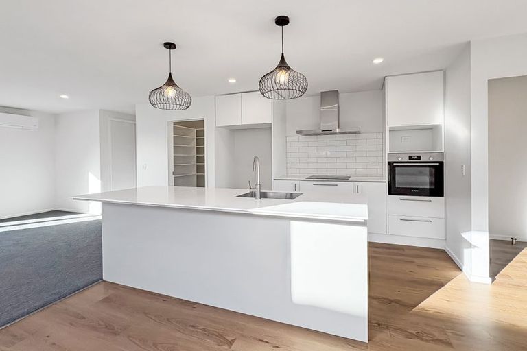 Photo of property in 10a Pax Avenue, Forrest Hill, Auckland, 0620