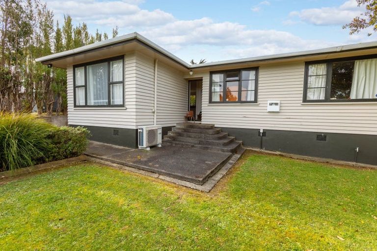 Photo of property in 78 Mclean Street, Woodville, 4920