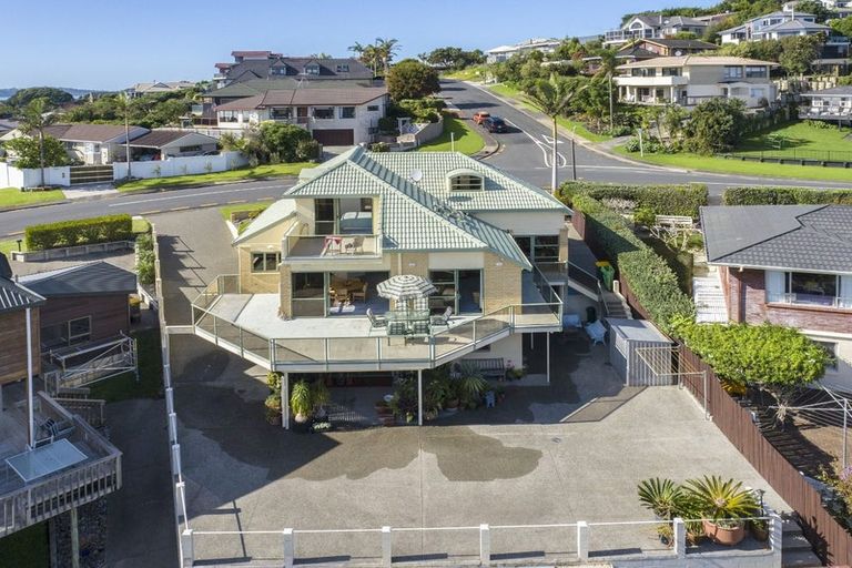 Photo of property in 59 Marellen Drive, Red Beach, 0932