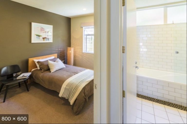 Photo of property in 306u2 Evans Bay Parade, Hataitai, Wellington, 6021