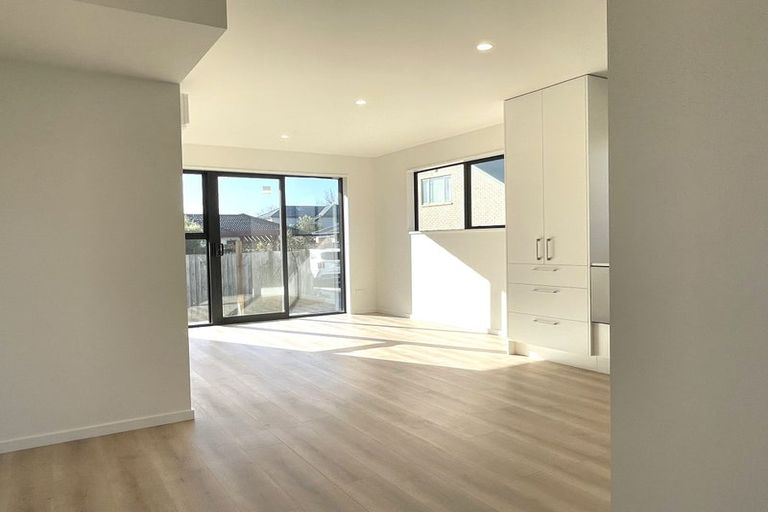 Photo of property in 3/16 Harakeke Street, Riccarton, Christchurch, 8011