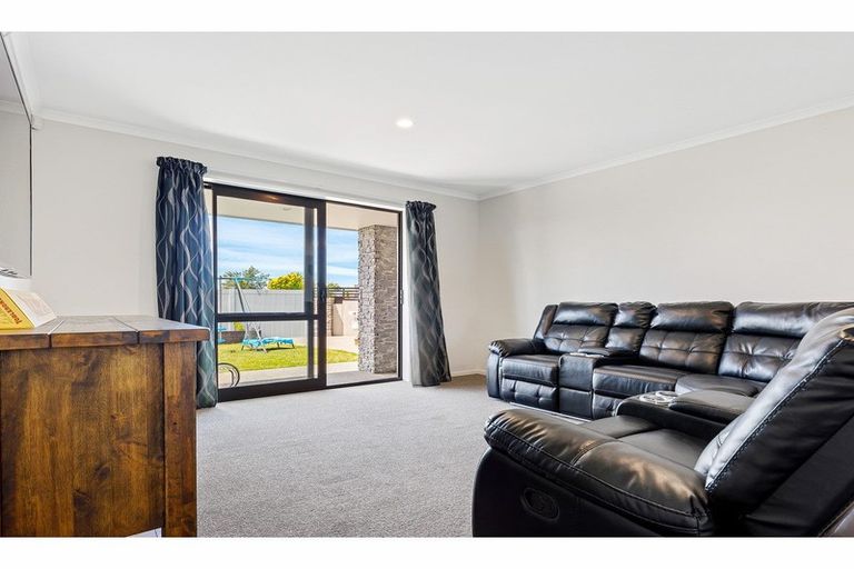 Photo of property in 15 Foxton Drive, Kaiapoi, 7630
