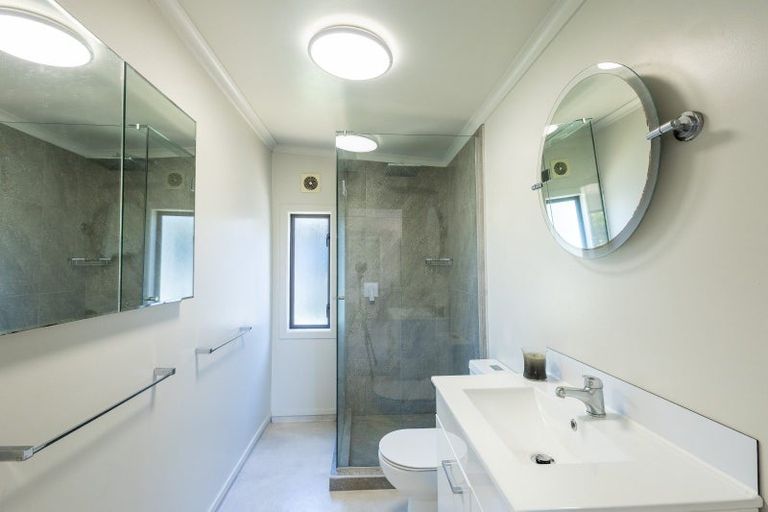 Photo of property in 6 Sea View Road, Baylys Beach, 0377