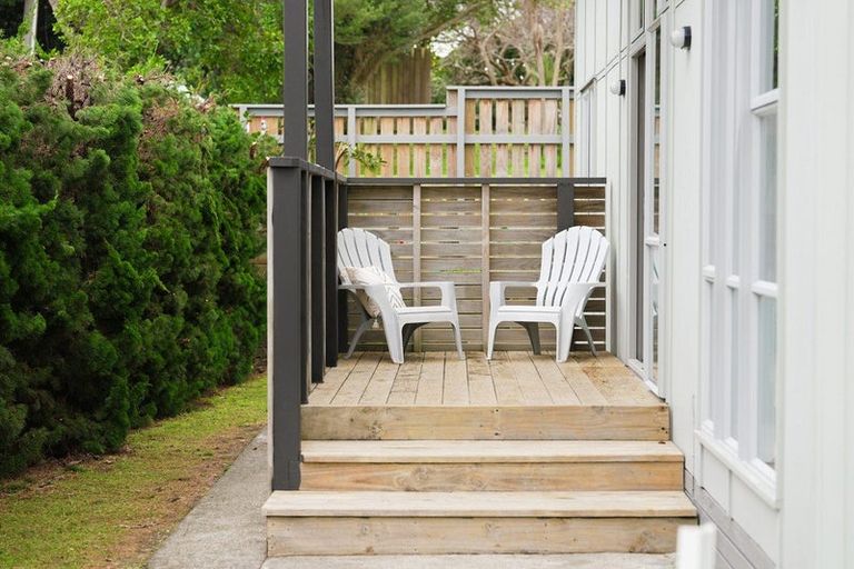 Photo of property in 2a Kokako Road, Otaihanga, Paraparaumu, 5036